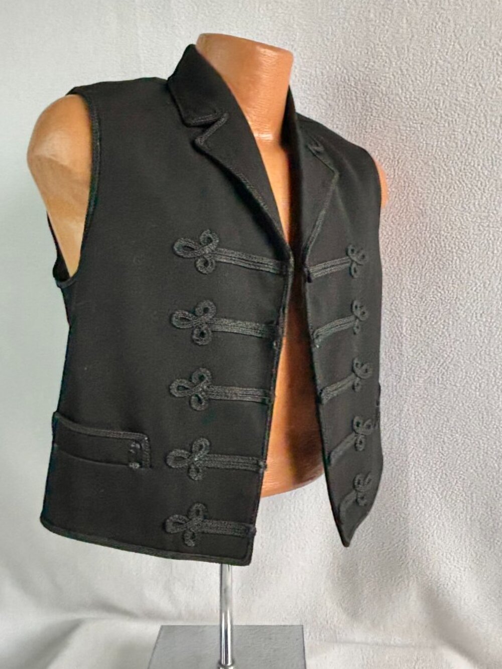 Hungarian Bocskai Folk Vest - Picture 5 of 12